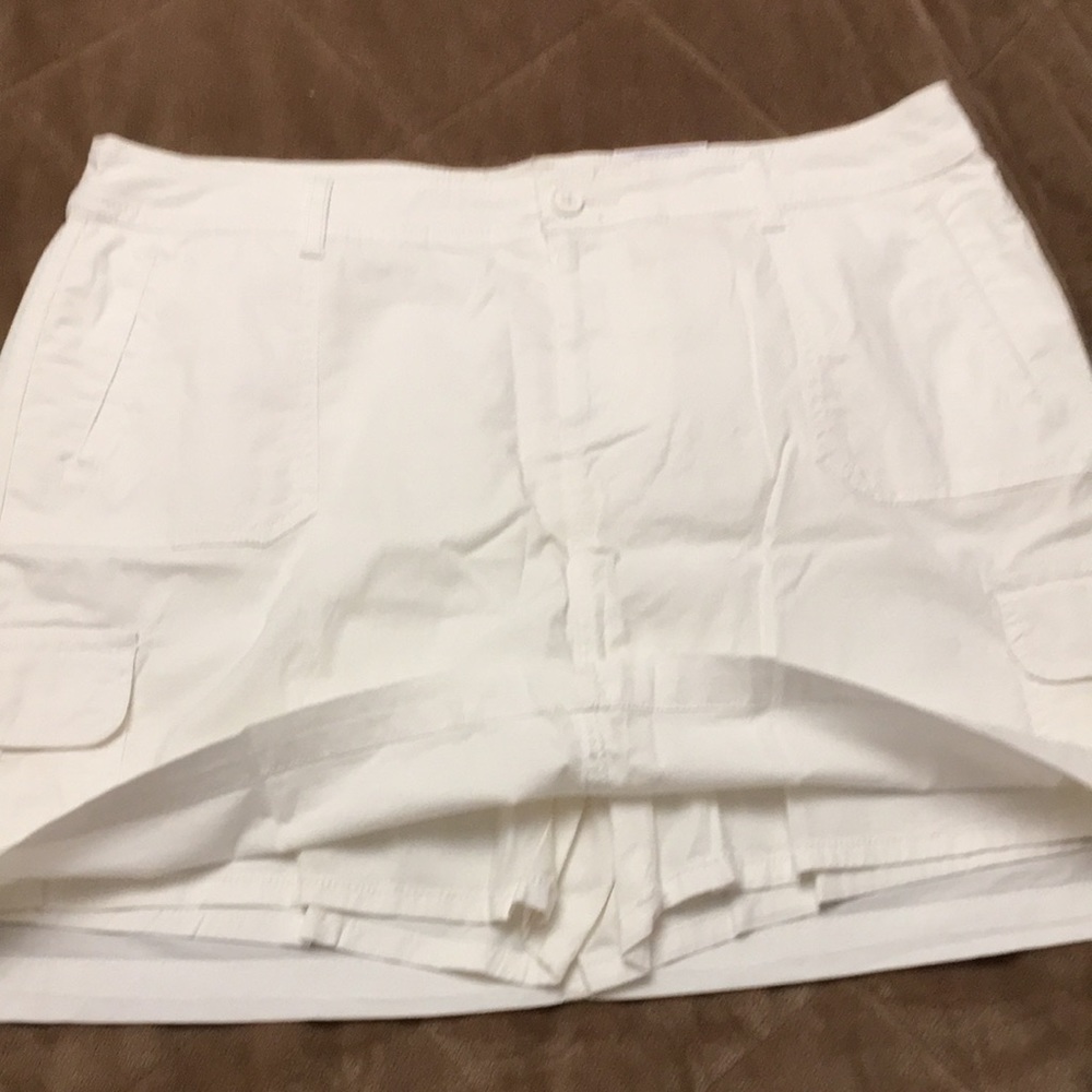 St John’s Bay White Skort